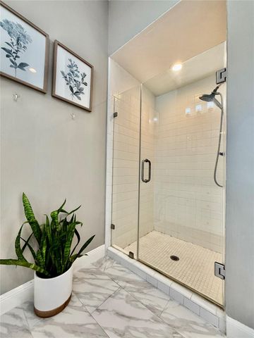 118 Mill Trail Drive, Sugar Land, TX 77498