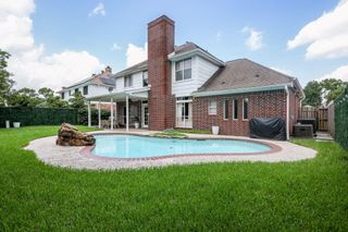 118 Mill Trail Drive, Sugar Land, TX 77498