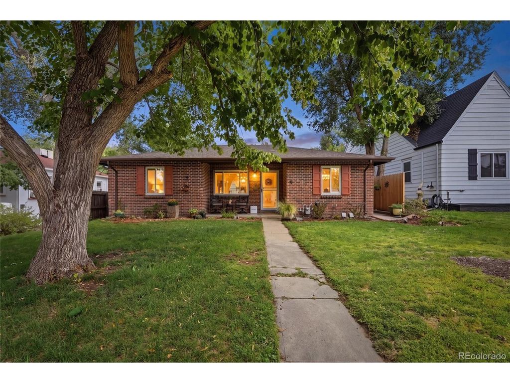 2686 S Gilpin St, Denver, CO 80210