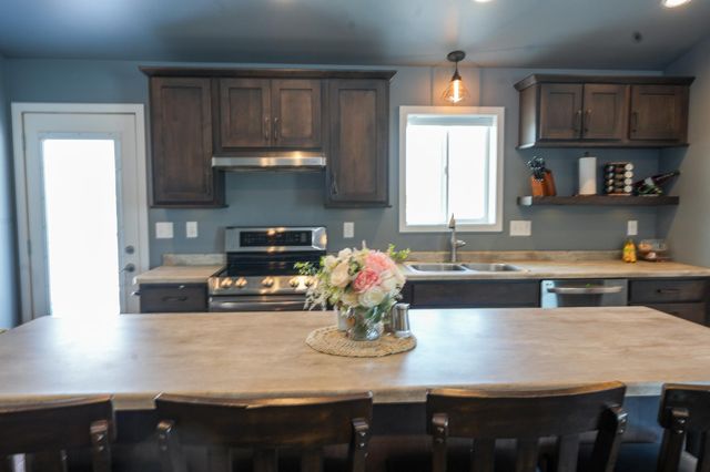 1801 42nd Street S, Moorhead, MN 56560