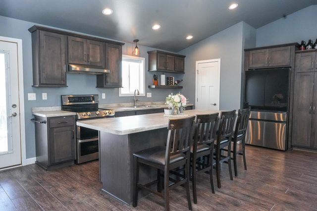 1801 42nd Street S, Moorhead, MN 56560