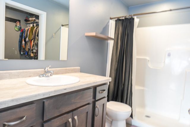 1801 42nd Street S, Moorhead, MN 56560