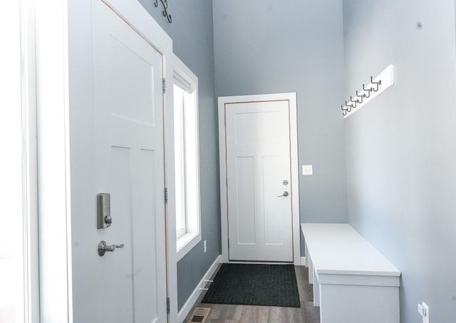 1801 42nd Street S, Moorhead, MN 56560