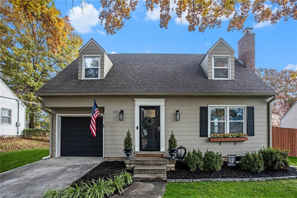 5715 Ash Drive, Roeland Park, KS 66205