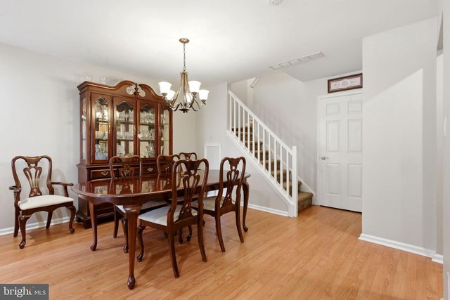 3206 SAXONY DR, Mount Laurel, NJ 08054