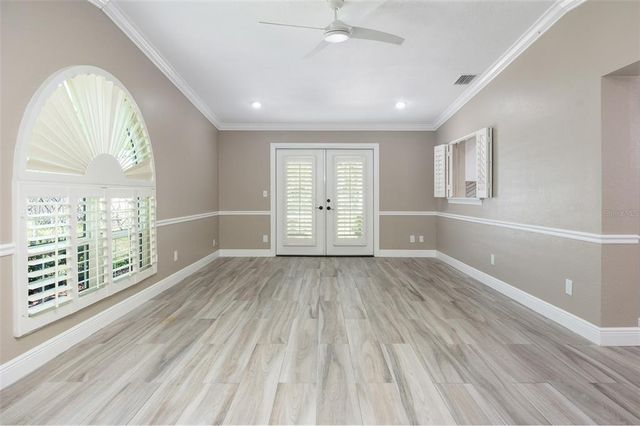 1183 35TH AVENUE NE, St Petersburg, FL 33704