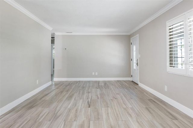 1183 35TH AVENUE NE, St Petersburg, FL 33704