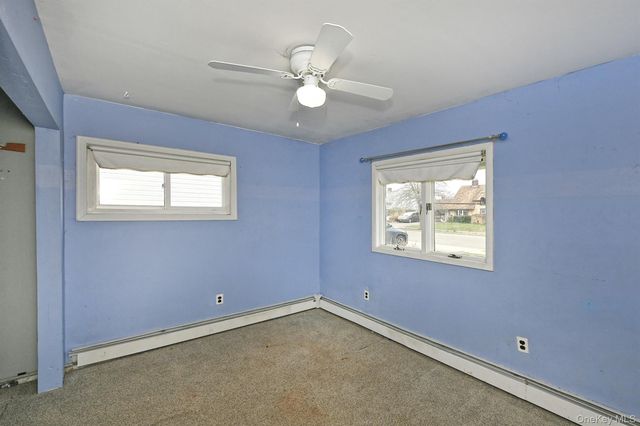 24 Cloister Lane, Hicksville, NY 11801