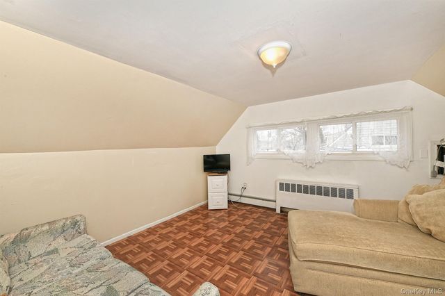 24 Cloister Lane, Hicksville, NY 11801