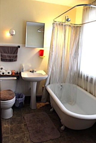 1546 Manchester Avenue, Columbus, OH 43211