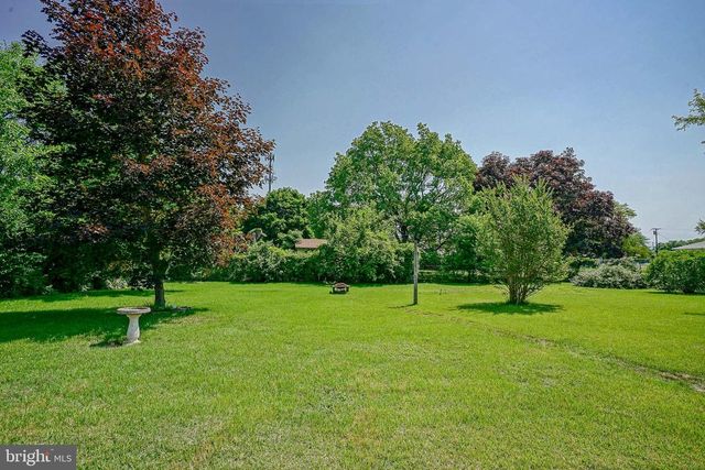110 HADDON AVE, West Berlin, NJ 08091