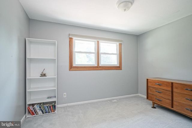 110 HADDON AVE, West Berlin, NJ 08091