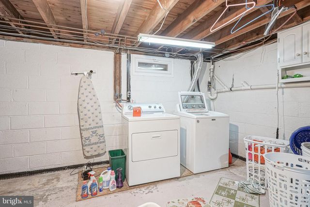 110 HADDON AVE, West Berlin, NJ 08091