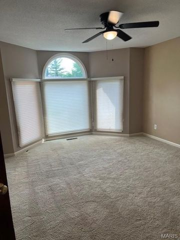 3 Pine Hollow Court, Edwardsville, IL 62025