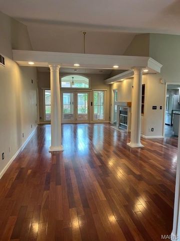 3 Pine Hollow Court, Edwardsville, IL 62025
