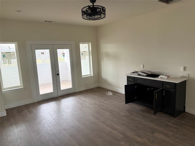 1108 Periwinkle Court, Grand Prairie, TX 75104