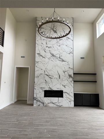 1108 Periwinkle Court, Grand Prairie, TX 75104