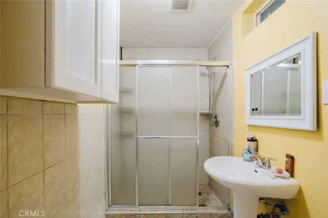 11338 Dronfield Avenue, Pacoima, CA 91331