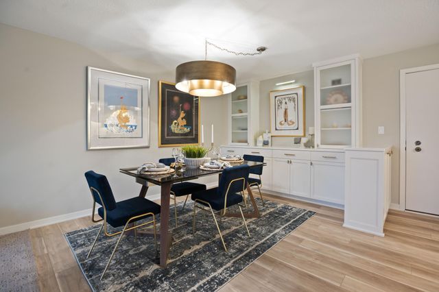 4075 W 51st Street 302, Edina, MN 55424