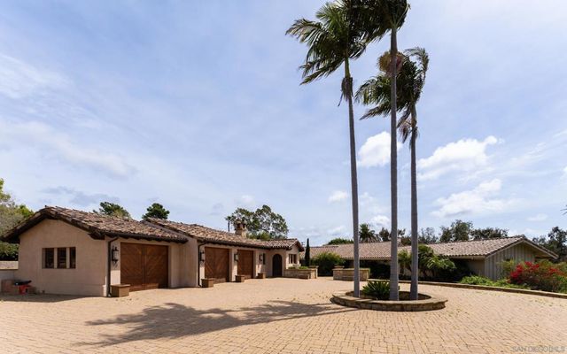 6858 Las Colinas, Rancho Santa Fe, CA 92067