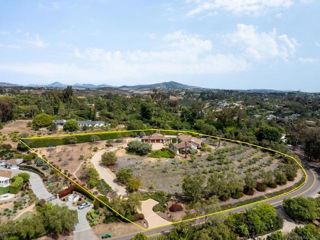 6858 Las Colinas, Rancho Santa Fe, CA 92067