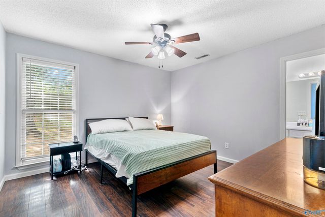 116 Hollington Drive, Huntsville, AL 35811