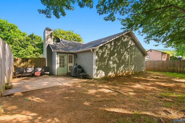 116 Hollington Drive, Huntsville, AL 35811