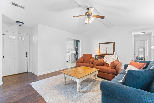 116 Hollington Drive, Huntsville, AL 35811
