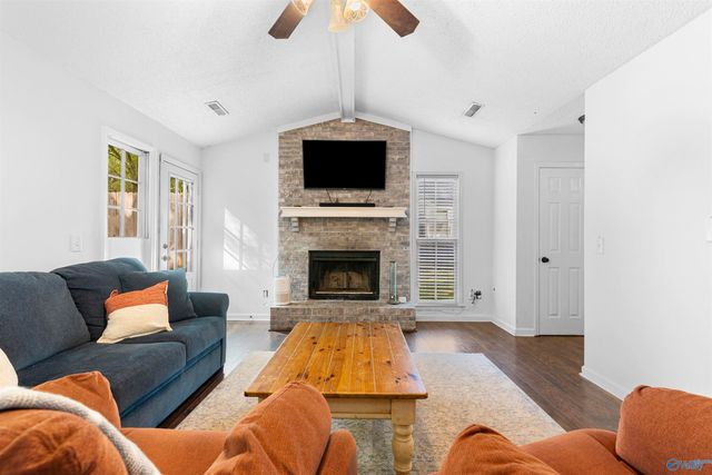116 Hollington Drive, Huntsville, AL 35811