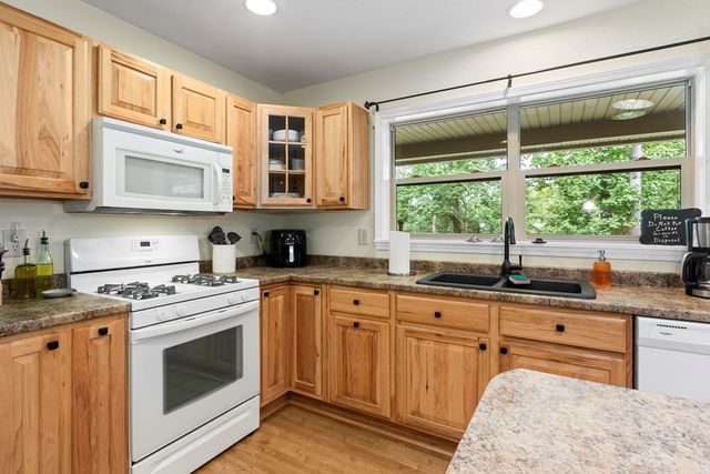 204 Hiawassee River Road, Murphy, NC 28906