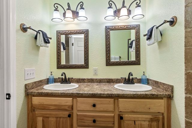 204 Hiawassee River Road, Murphy, NC 28906