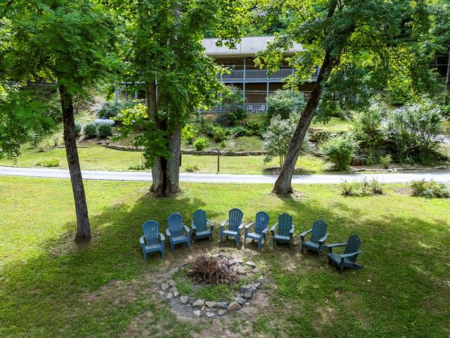 204 Hiawassee River Road, Murphy, NC 28906