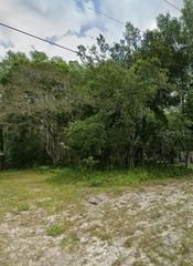 9130 LAKE DRIVE, New Port Richey, FL 34654