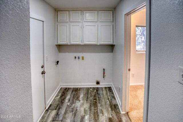 320 S 11TH Avenue, Show Low, AZ 85901