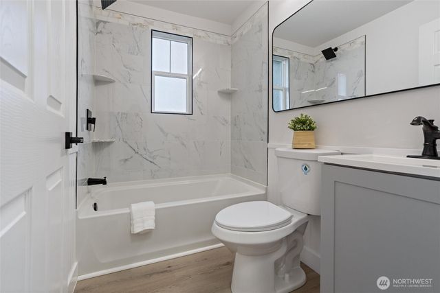 6937 Chico Way NW, Bremerton, WA 98312