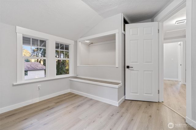 6937 Chico Way NW, Bremerton, WA 98312