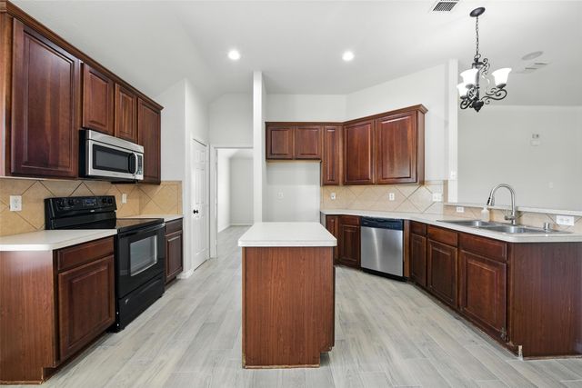 113 Shumard Drive, Aledo, TX 76008