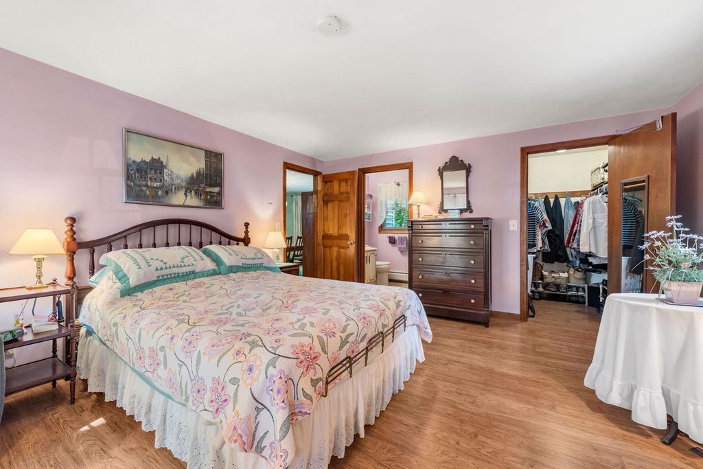 Image 18 of property listing at 2 Noel Street, Hampton, NH 03842