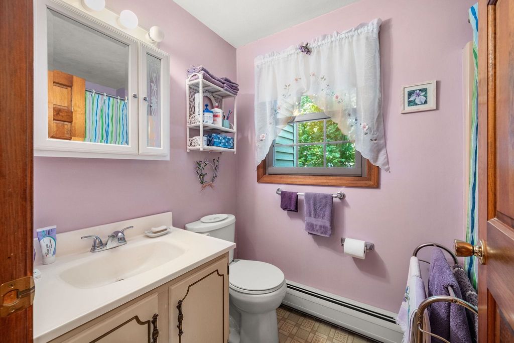 Image 19 of property listing at 2 Noel Street, Hampton, NH 03842