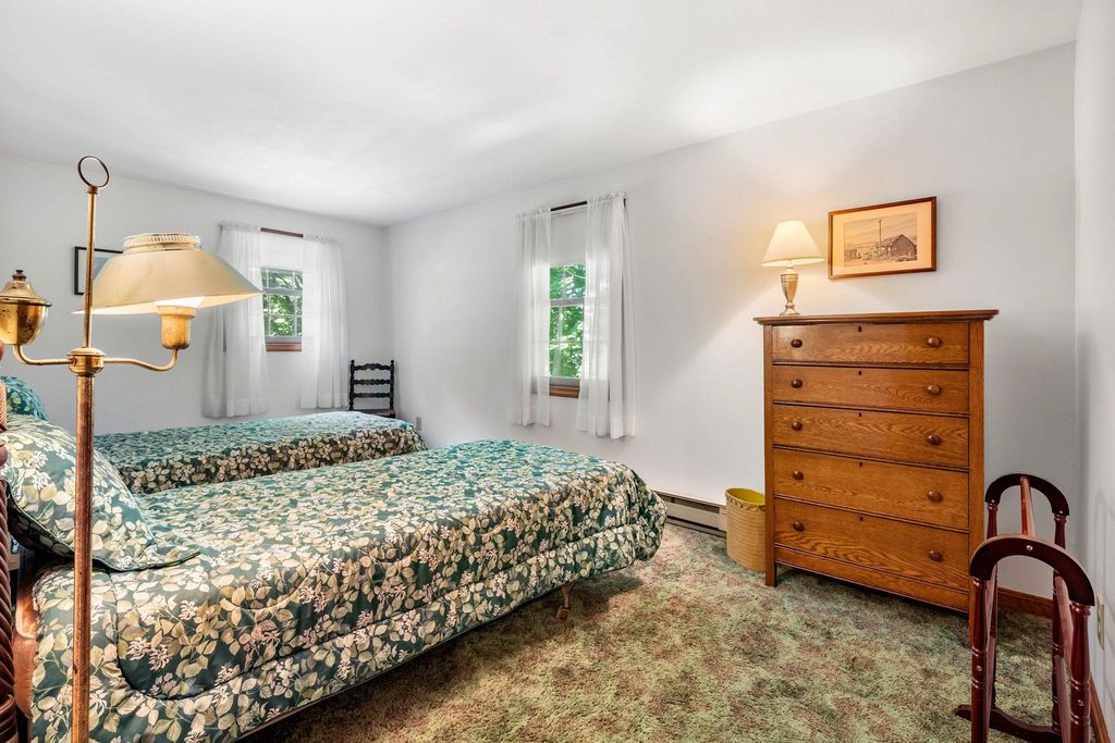 Image 22 of property listing at 2 Noel Street, Hampton, NH 03842