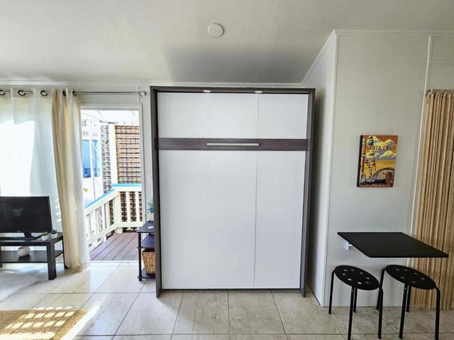 170 West Cliff Drive, Santa Cruz, CA 95060