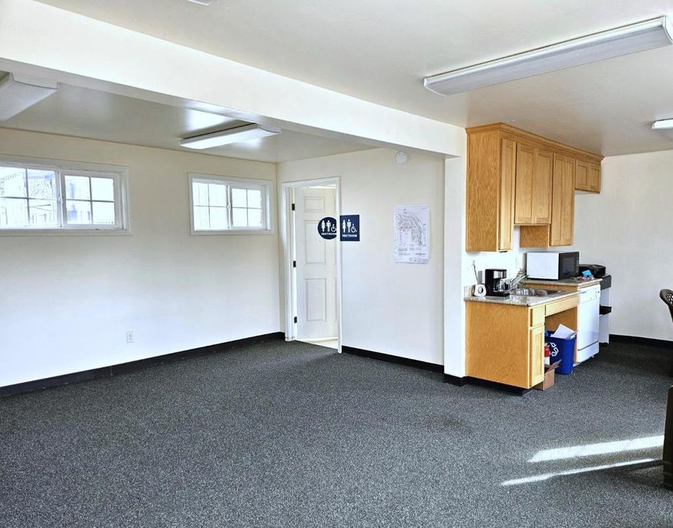 Image 18 of property listing at 170 West Cliff Drive, Santa Cruz, CA 95060