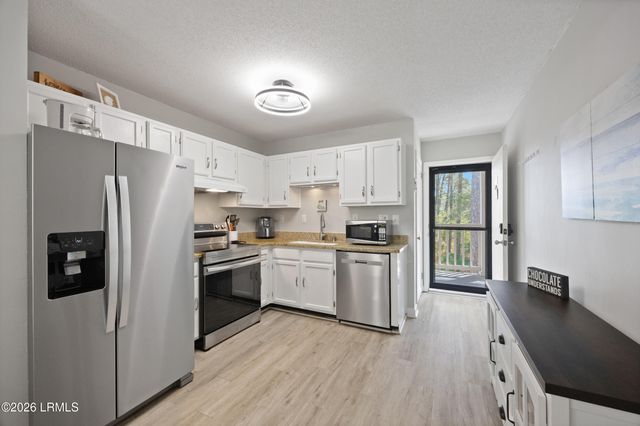 239 Beach City Rd Apt 1317, Hilton Head Island, SC 29926