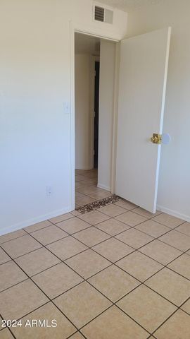 6111 W Cambridge Avenue, Phoenix, AZ 85035