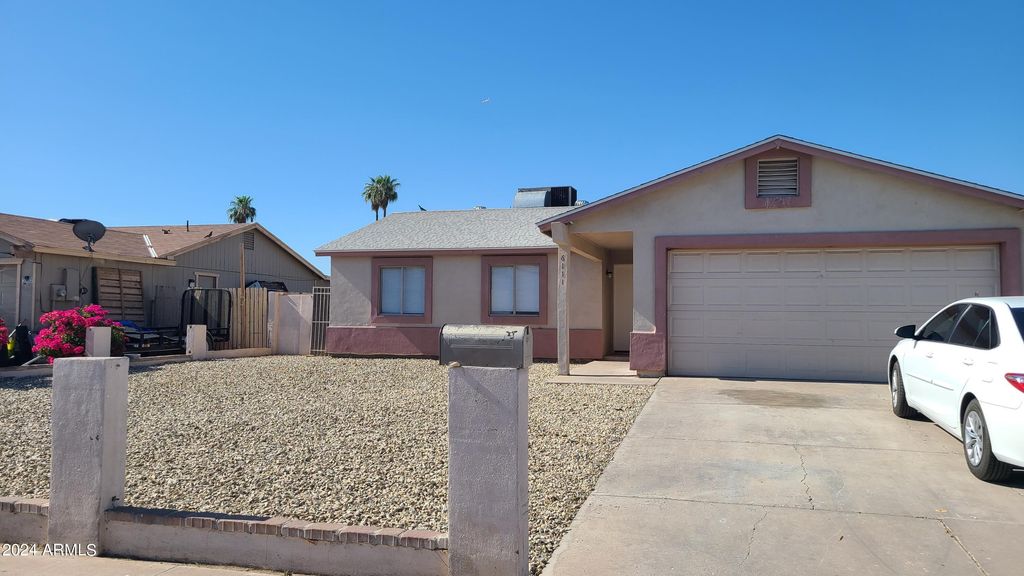 6111 W Cambridge Avenue, Phoenix, AZ 85035