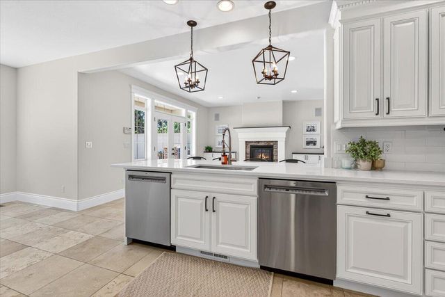 4573 Wolf Run Drive, Medford, OR 97504
