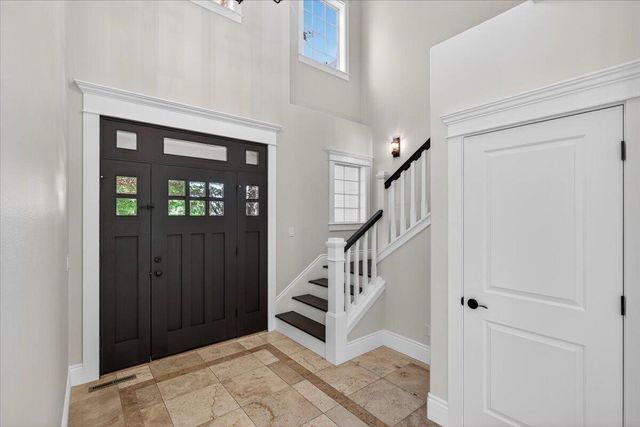 4573 Wolf Run Drive, Medford, OR 97504