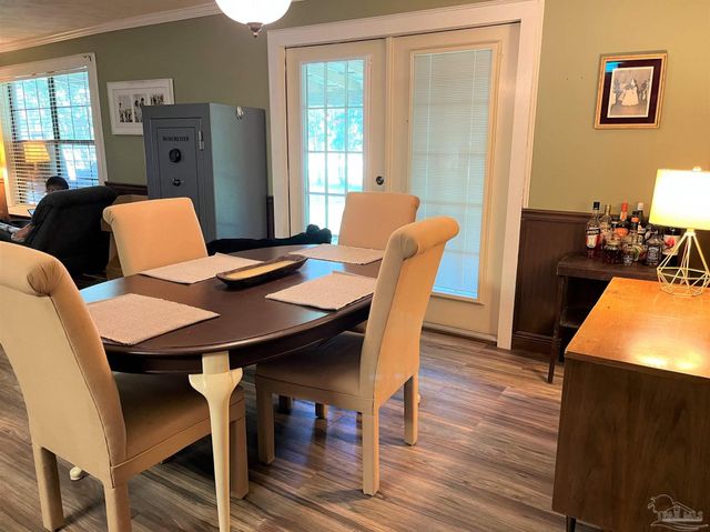 77 Hill St, Atmore, AL 36502