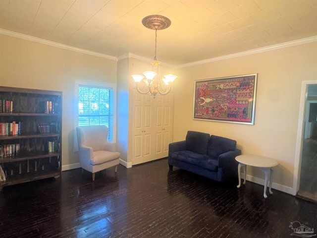 77 Hill St, Atmore, AL 36502