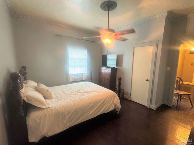 77 Hill St, Atmore, AL 36502